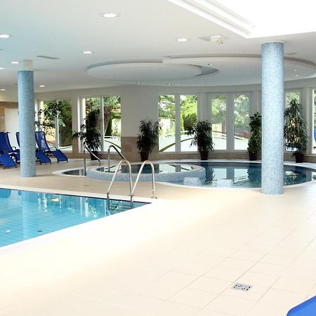 Garden Hotel Wellness Es Konferencia ソルノク 設備 写真